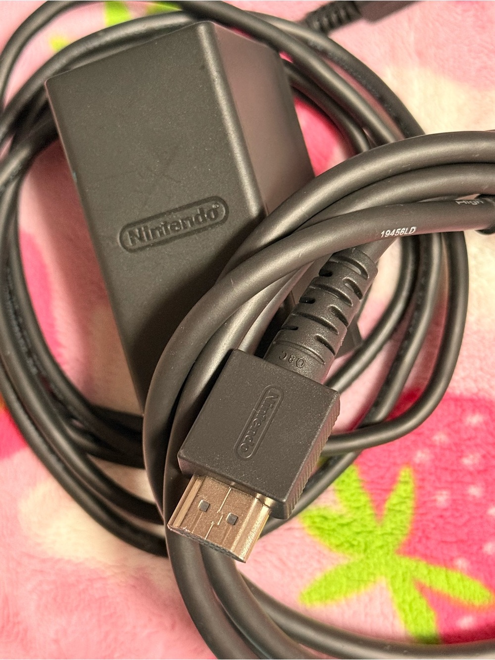 Nintendo Switch Animal Crossing Special Edition Console Bundle - Picture 6 of 12